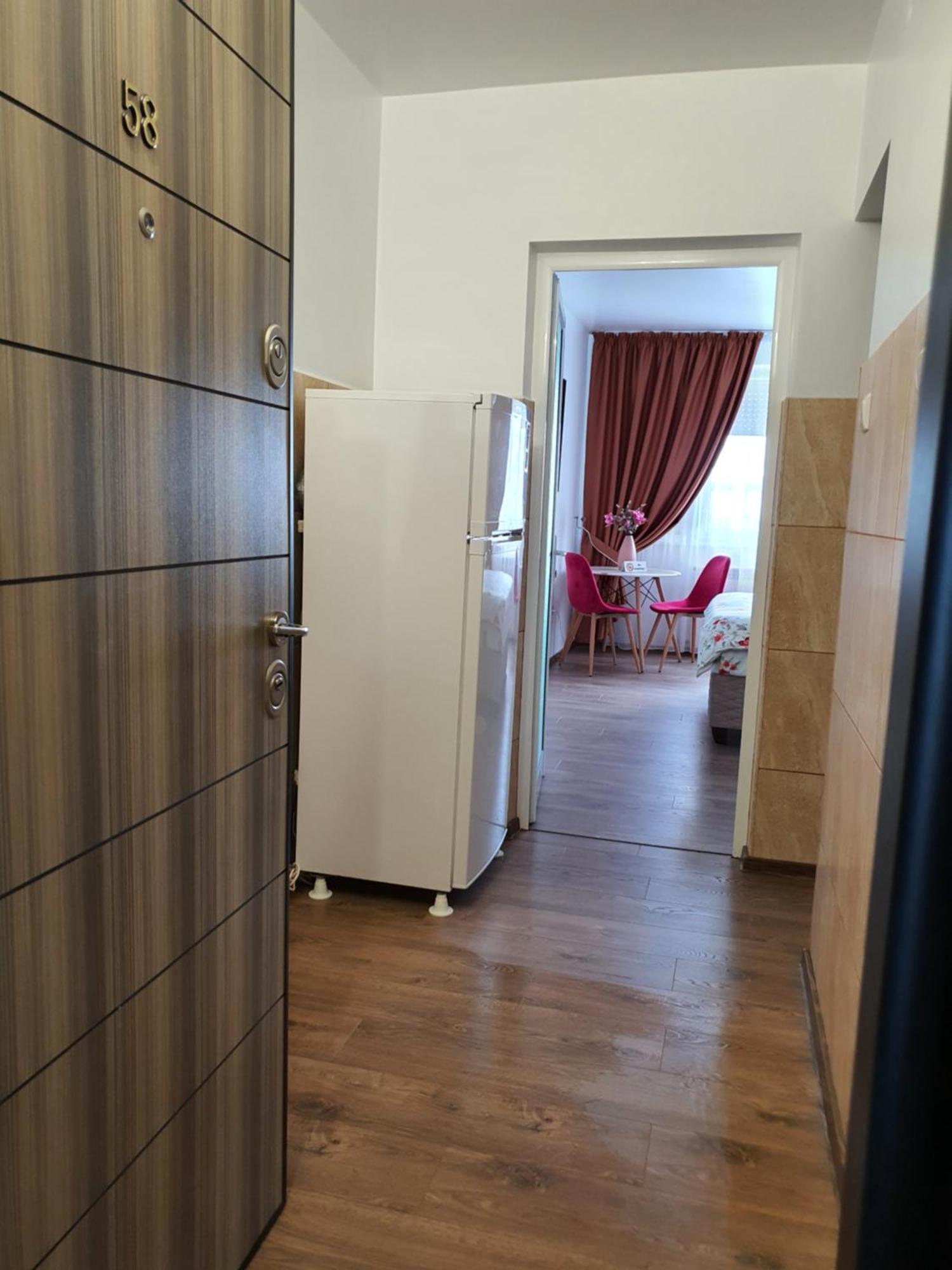 Chic Apartment- Place To Remember Galati  Bagian luar foto
