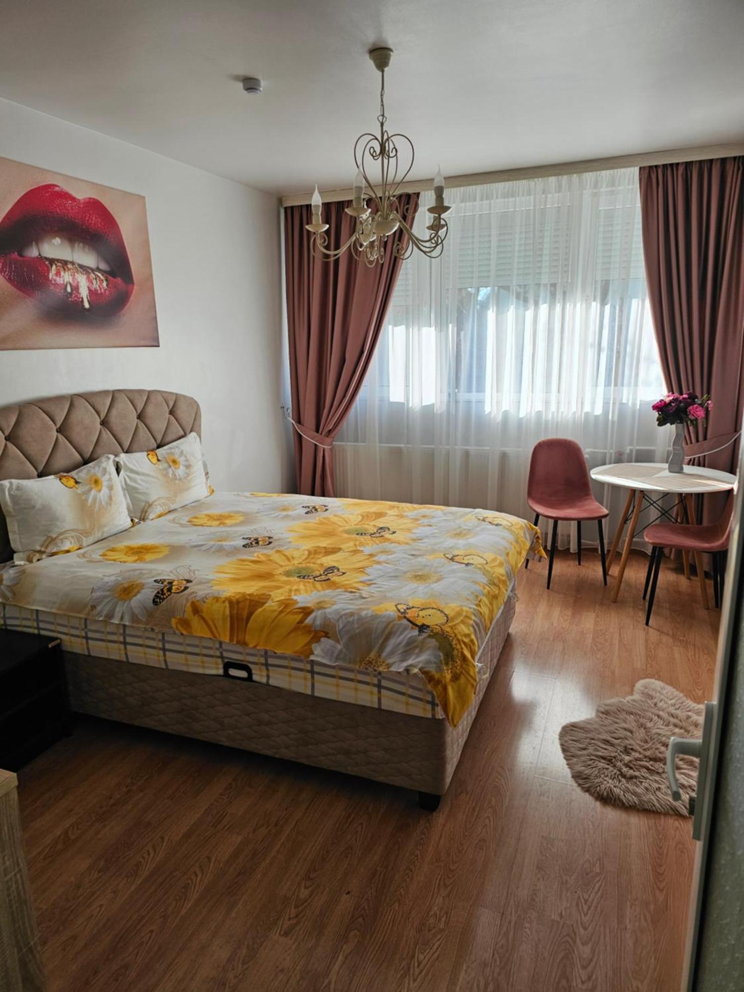 Chic Apartment- Place To Remember Galati  Bagian luar foto
